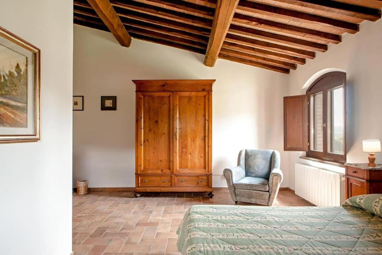 Agriturismo Fattoria Di Statiano Помаранче Экстерьер фото