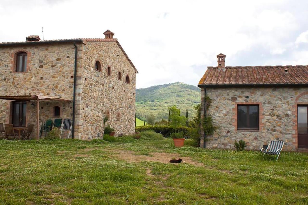 Agriturismo Fattoria Di Statiano Помаранче Экстерьер фото